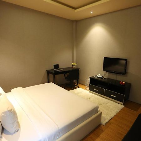 Diamond Suite Hai Ba Trung โฮจิมินห์ซิตี้ ภายนอก รูปภาพ