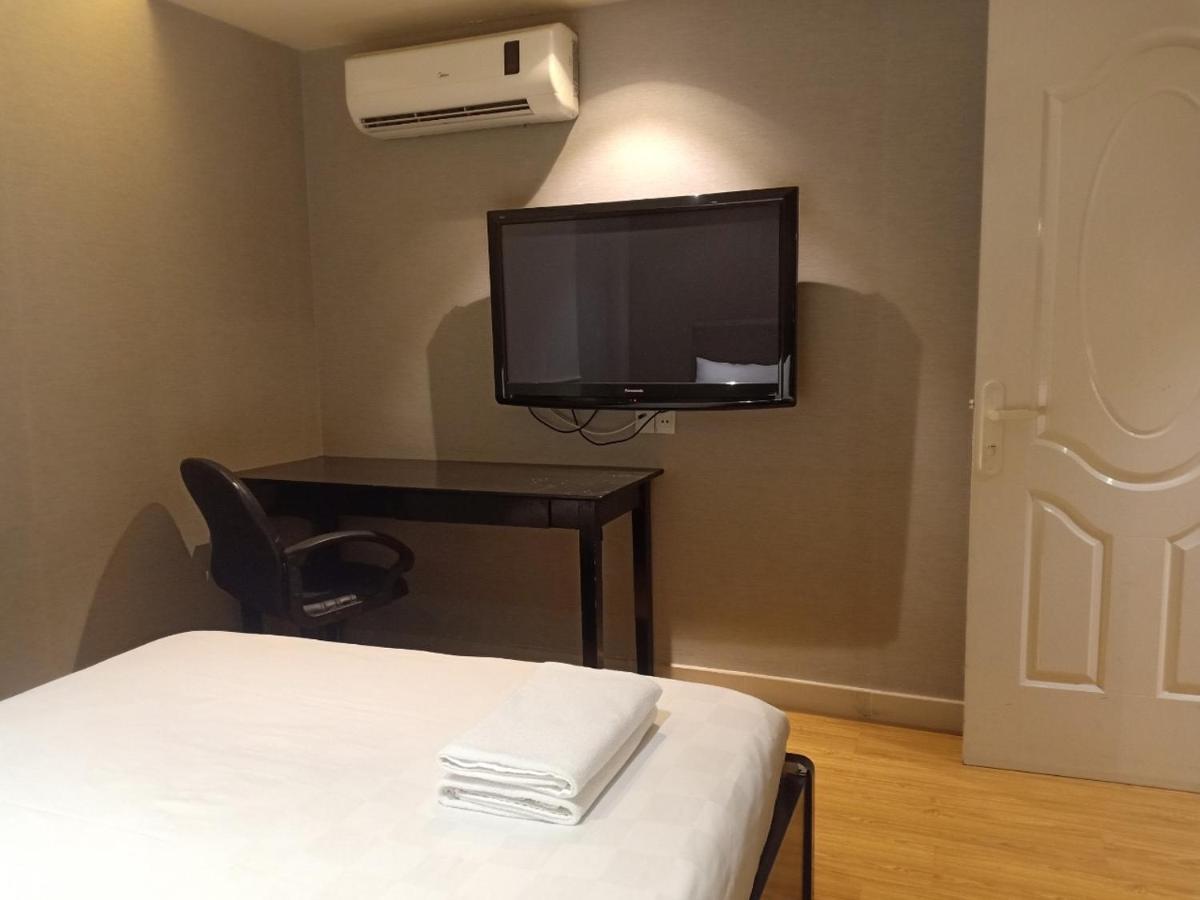 Diamond Suite Hai Ba Trung โฮจิมินห์ซิตี้ ภายนอก รูปภาพ