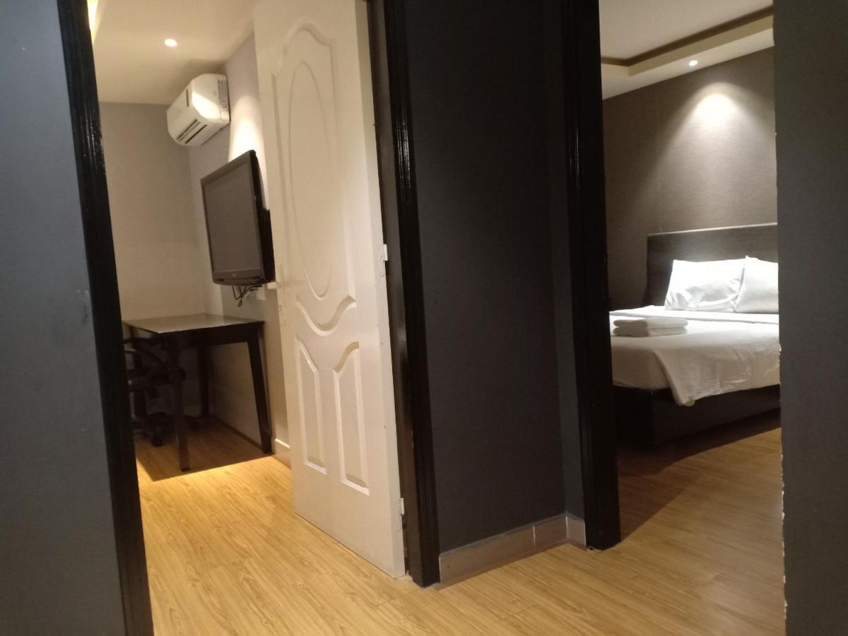 Diamond Suite Hai Ba Trung โฮจิมินห์ซิตี้ ภายนอก รูปภาพ