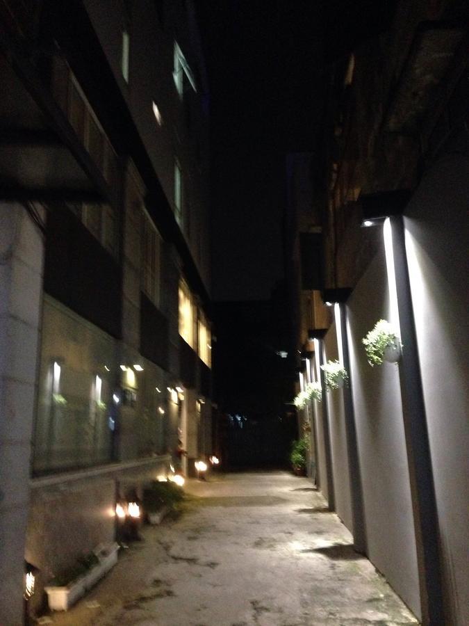 Diamond Suite Hai Ba Trung โฮจิมินห์ซิตี้ ภายนอก รูปภาพ